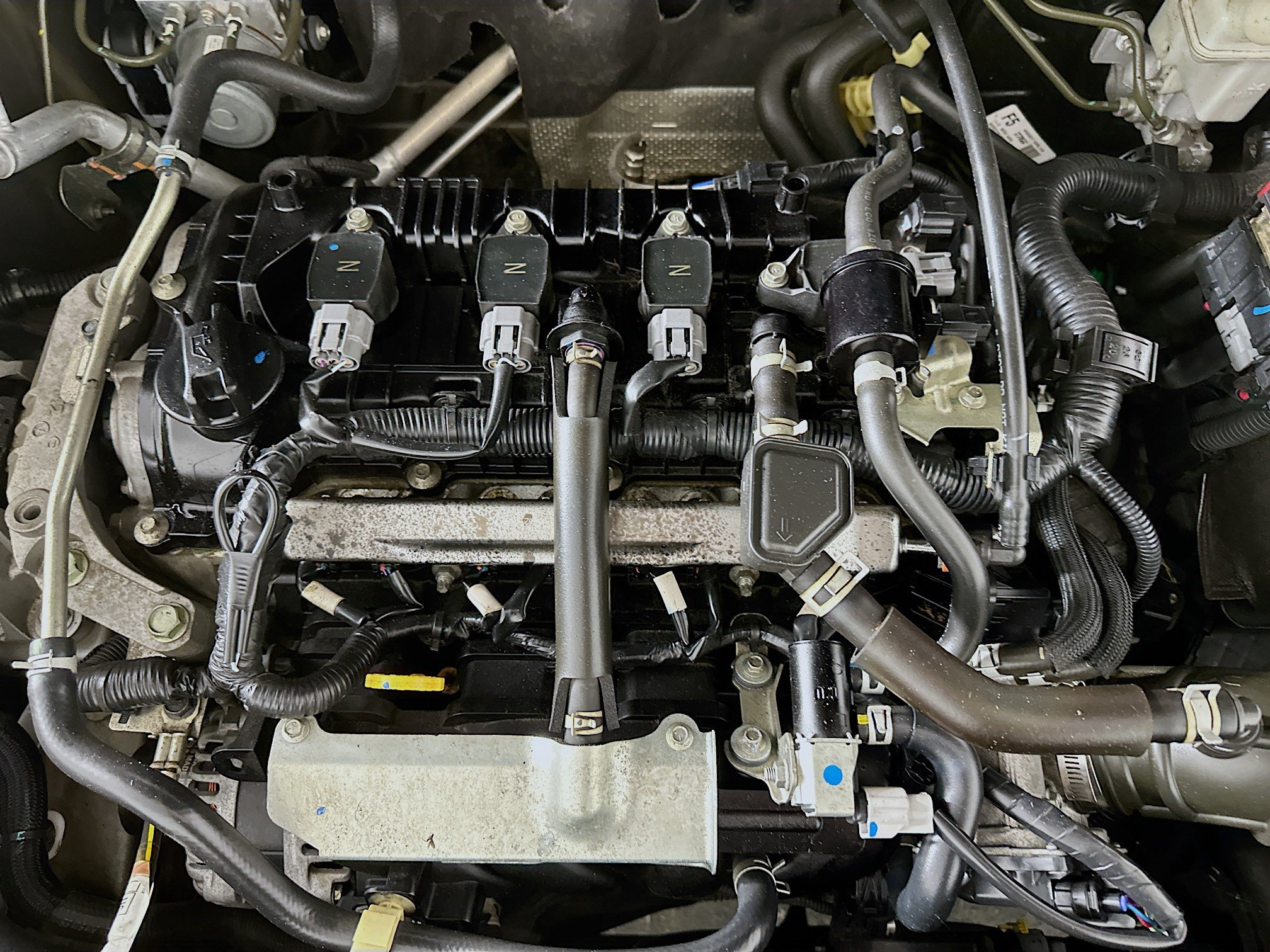 Used 2020 Nissan Kicks SR FWD image 29