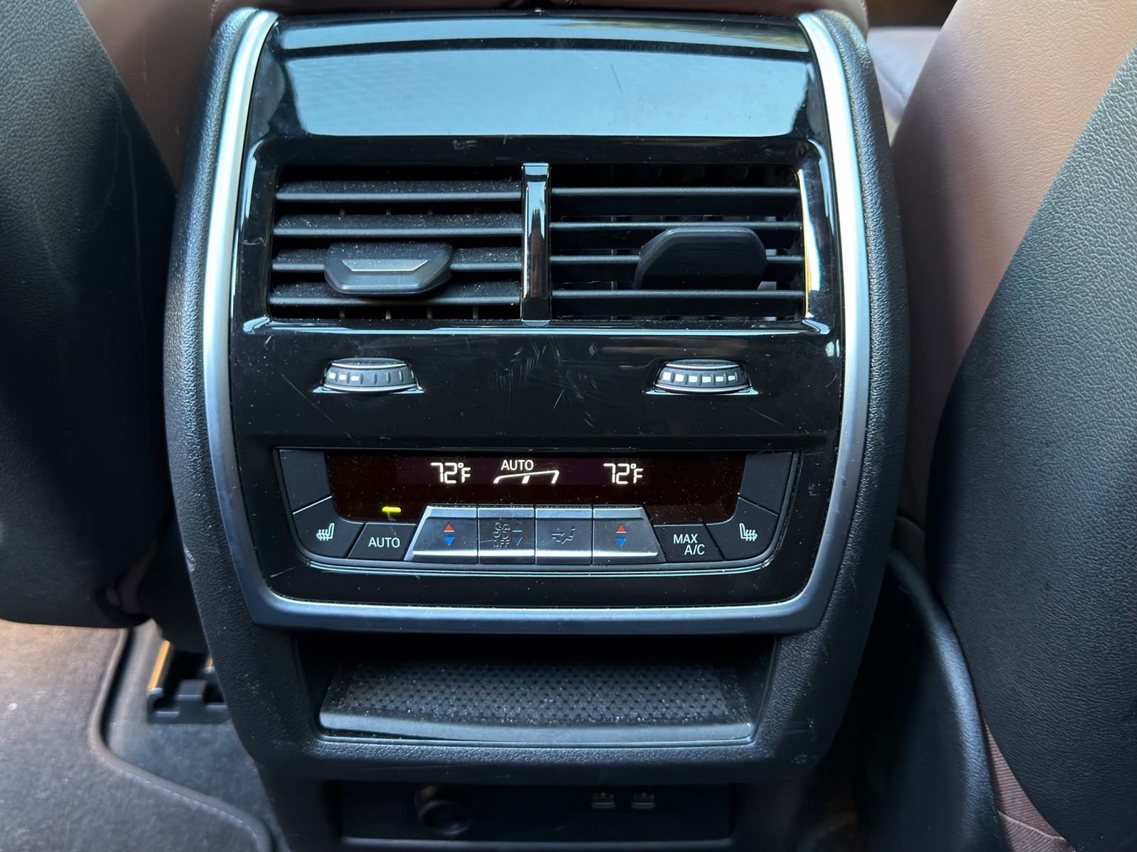 Certified 2024 BMW X7 M60i w/ Executive Package image 16