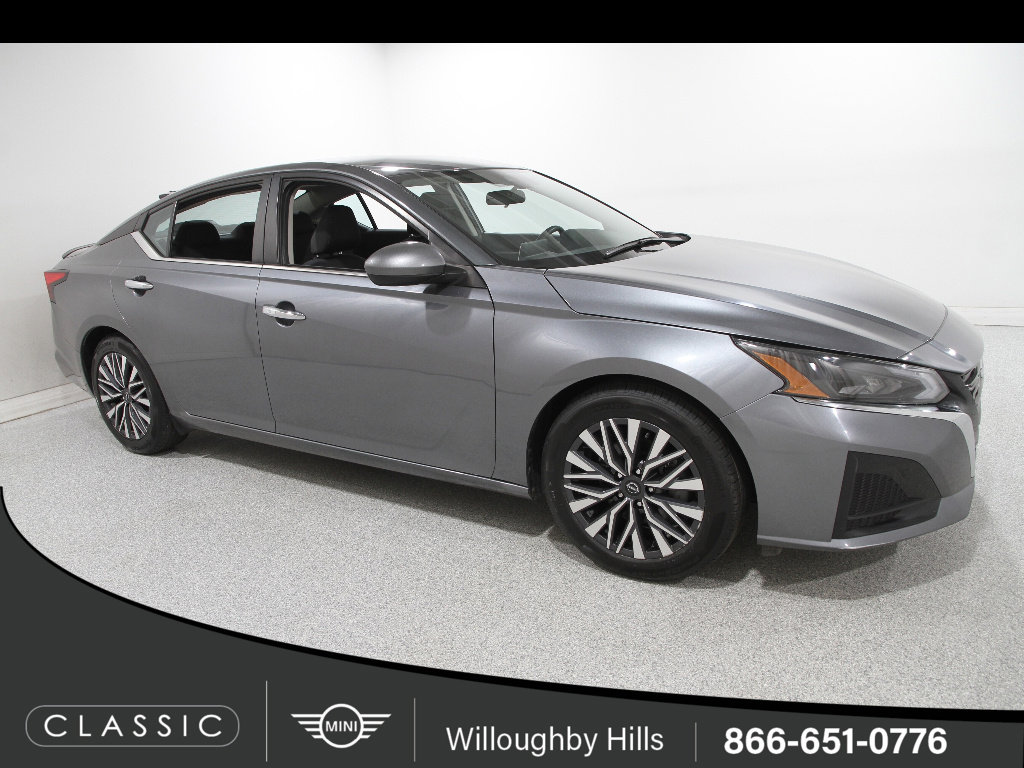 Used 2023 Nissan Altima 2.5 SV