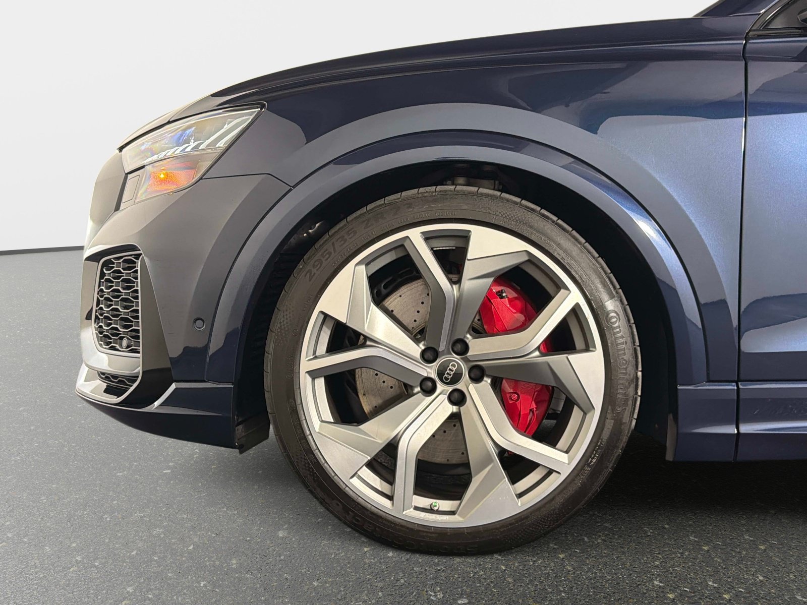 Used 2024 Audi RS Q8 AWD/4WD image 20