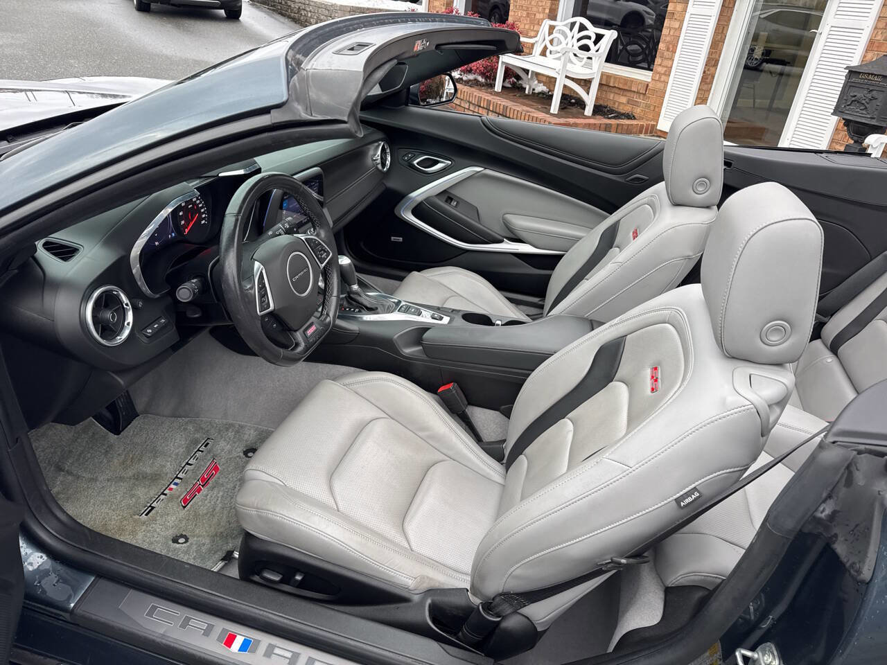 Used 2020 Chevrolet Camaro SS image 13