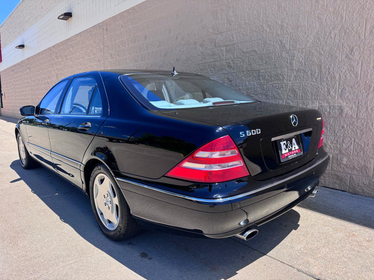 Used 2001 Mercedes-Benz S 600 image 3