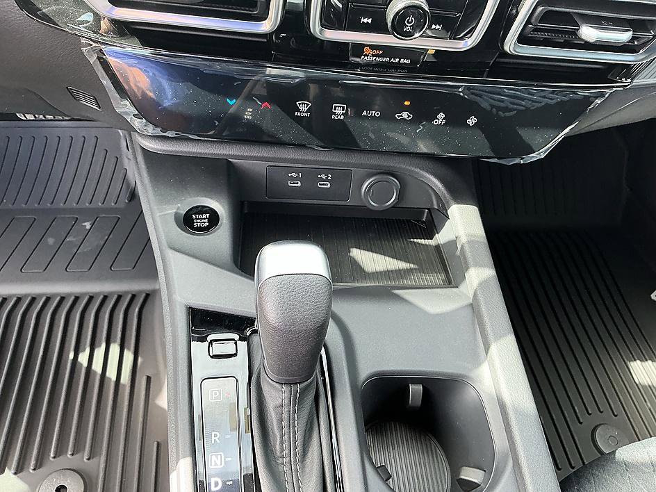 New 2026 Nissan Sentra SV image 18