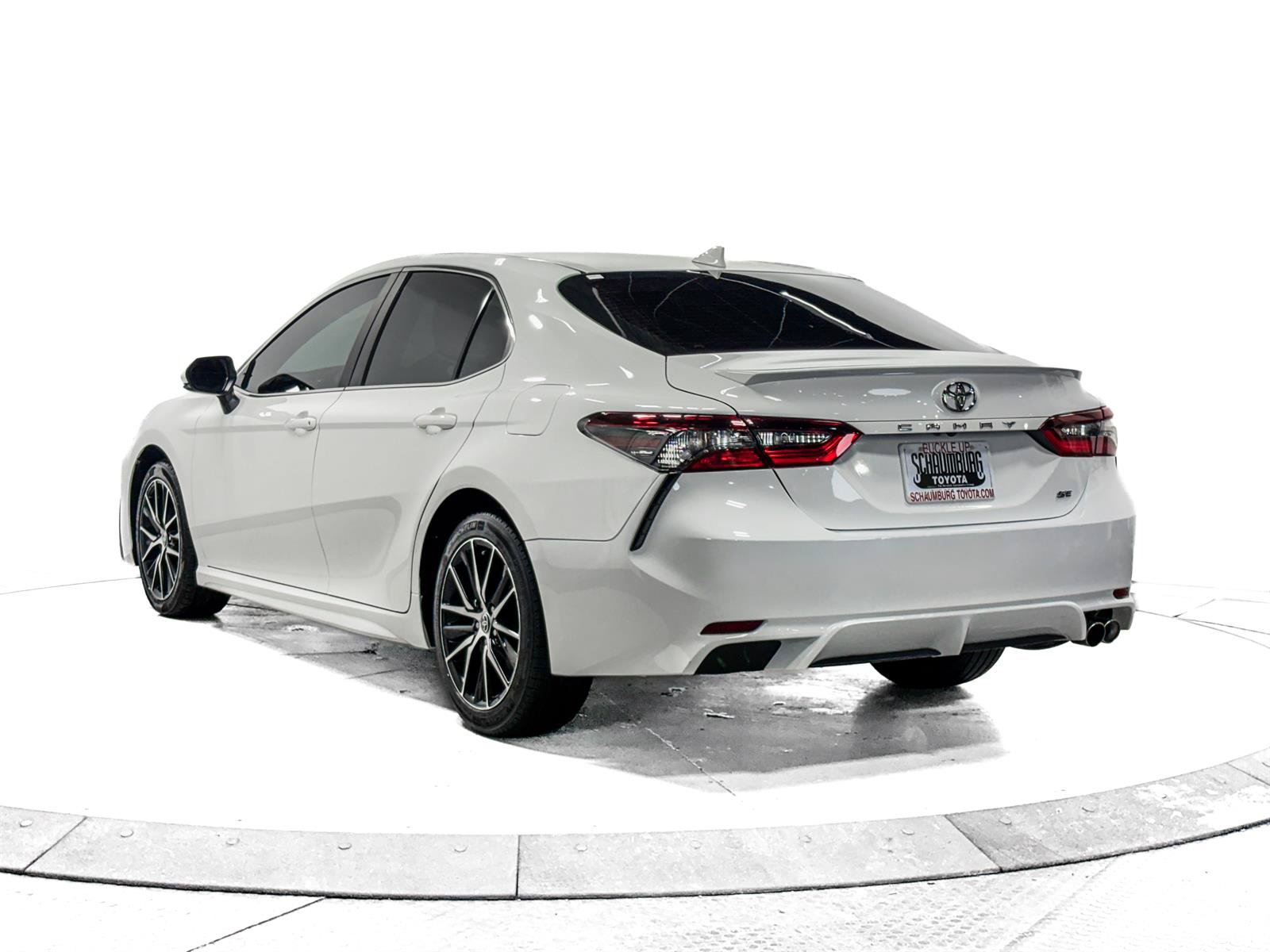 Used 2023 Toyota Camry SE FWD image 8