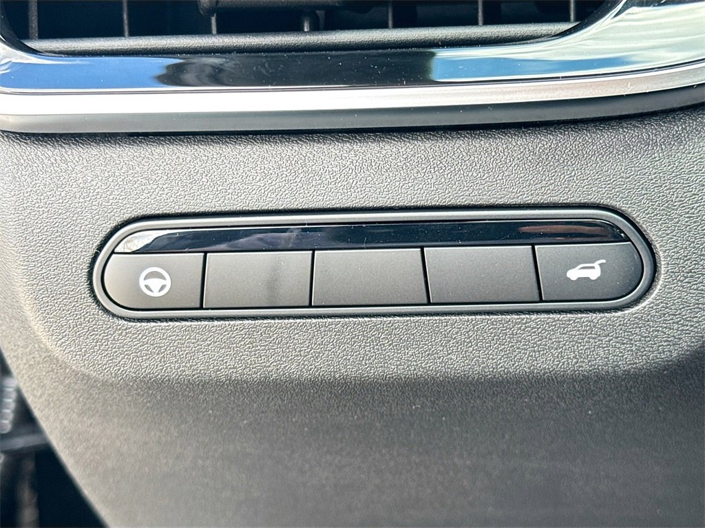 New 2026 INFINITI QX60 Sport w/ Dark Cargo Package image 10