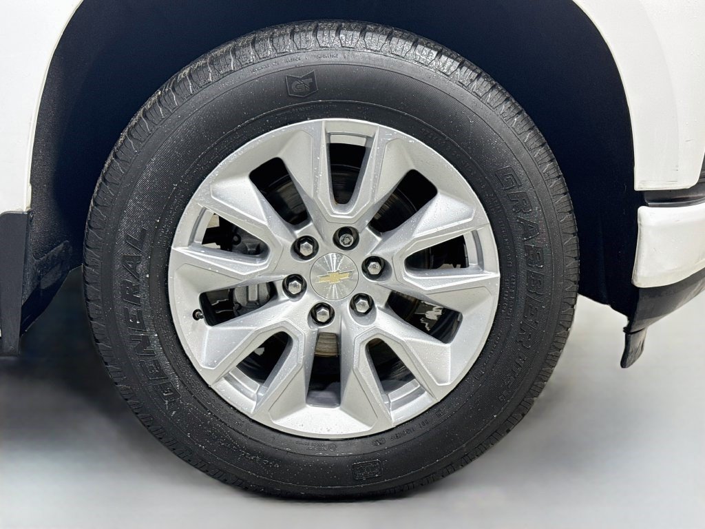 Used 2022 Chevrolet Silverado 1500 Custom RWD image 28