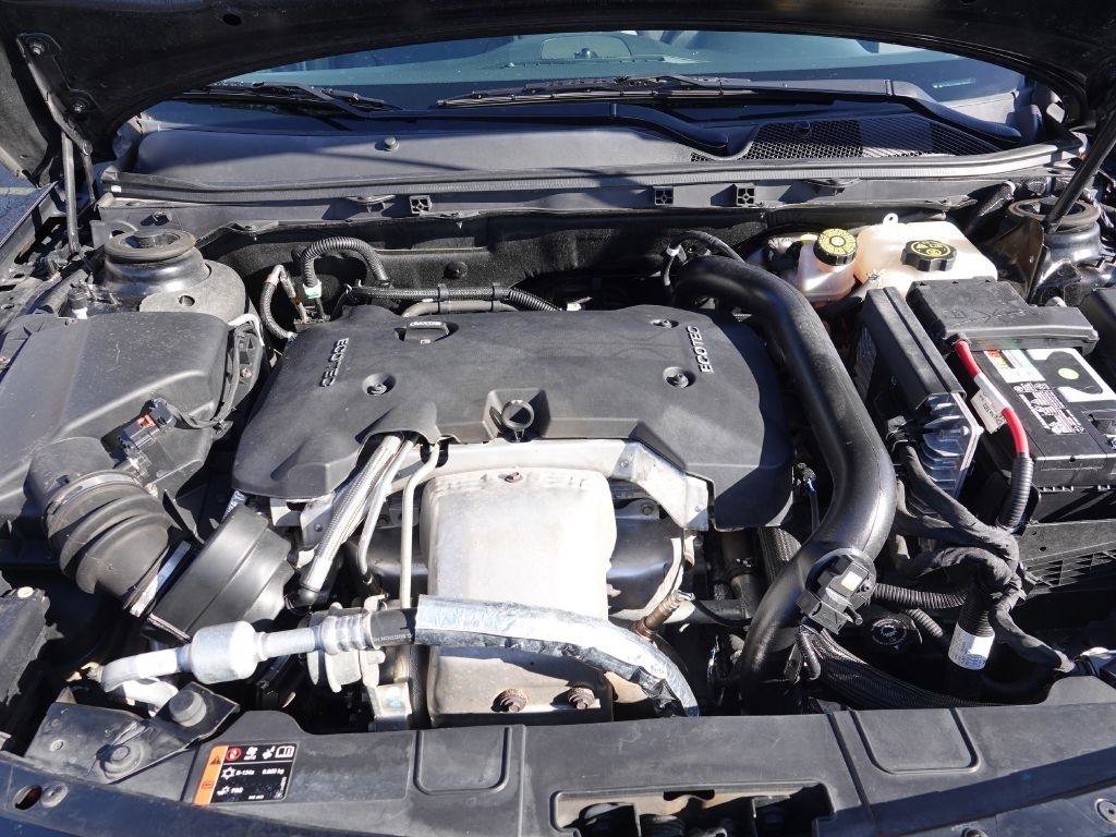 Used 2017 Buick Regal Sport Touring image 42