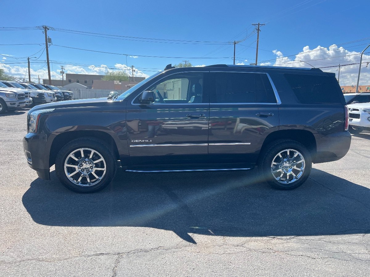 Used 2018 GMC Yukon Denali w/ Open Road Package RWD image 9