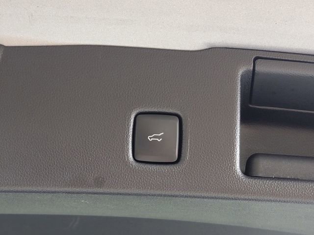 Used 2024 Ford Escape ST-Line w/ Tech Pack #1 AWD/4WD image 17