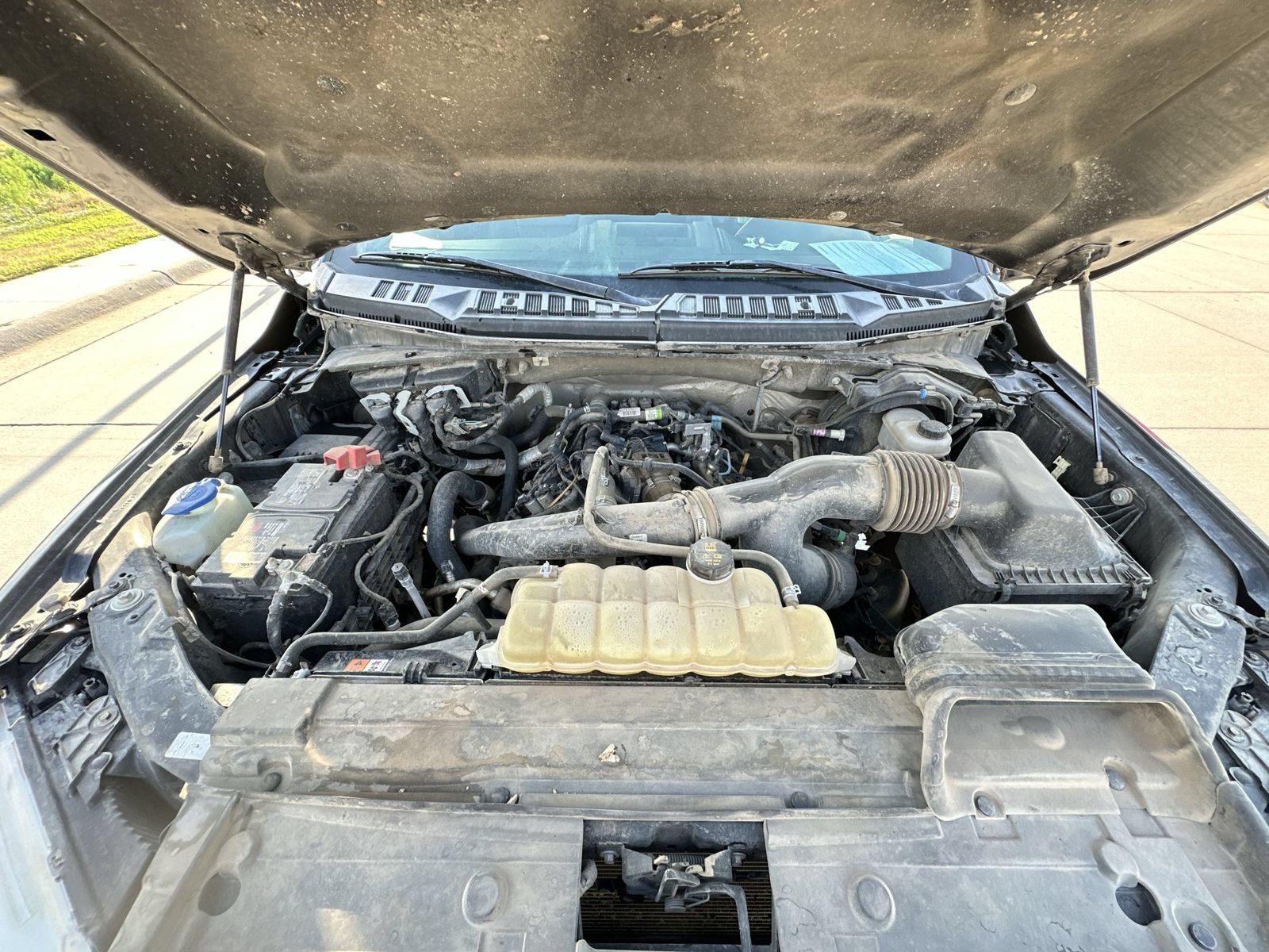 Used 2020 Ford F150 Lariat AWD/4WD image 19