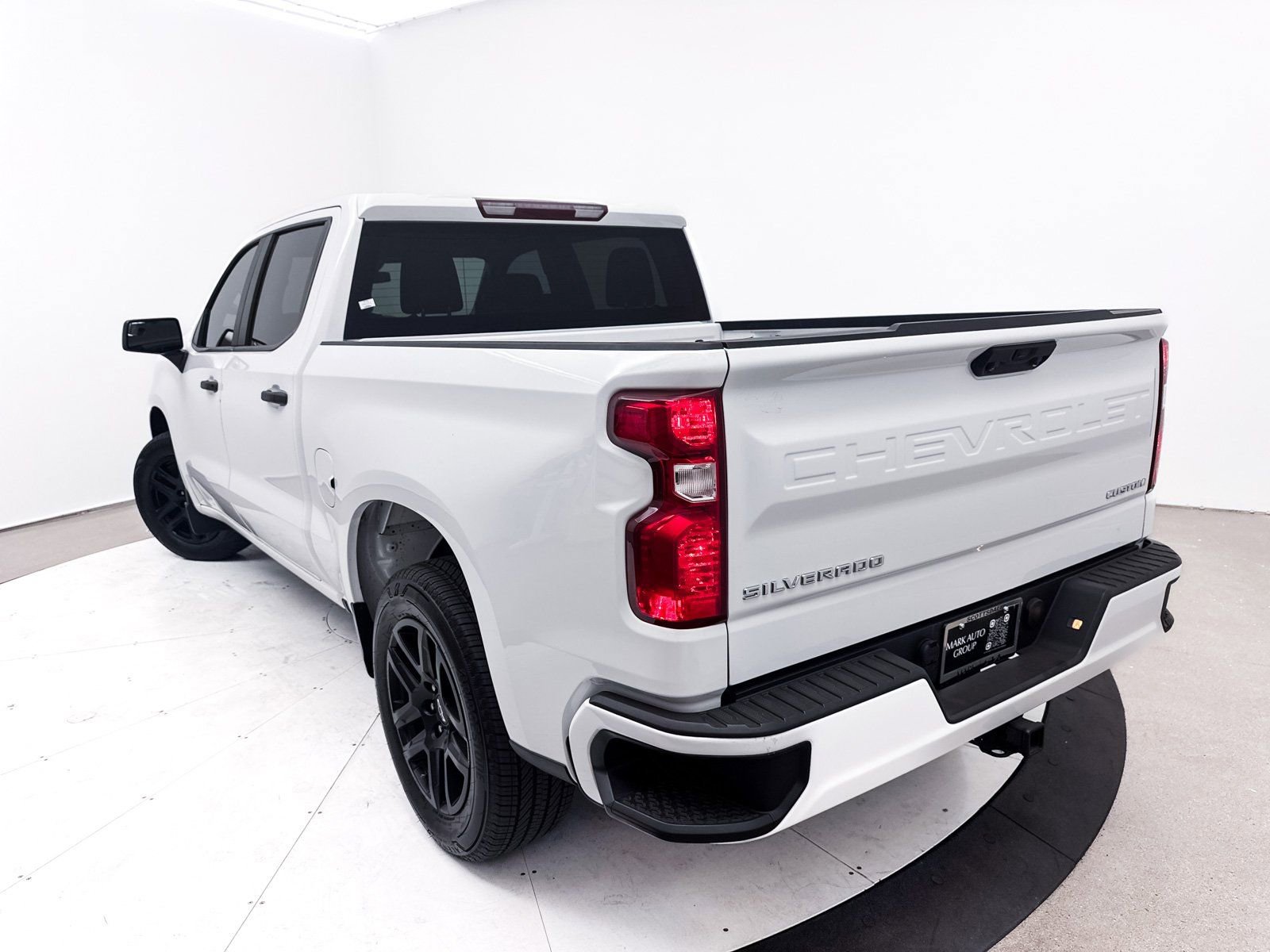 Used 2022 Chevrolet Silverado 1500 Custom image 7