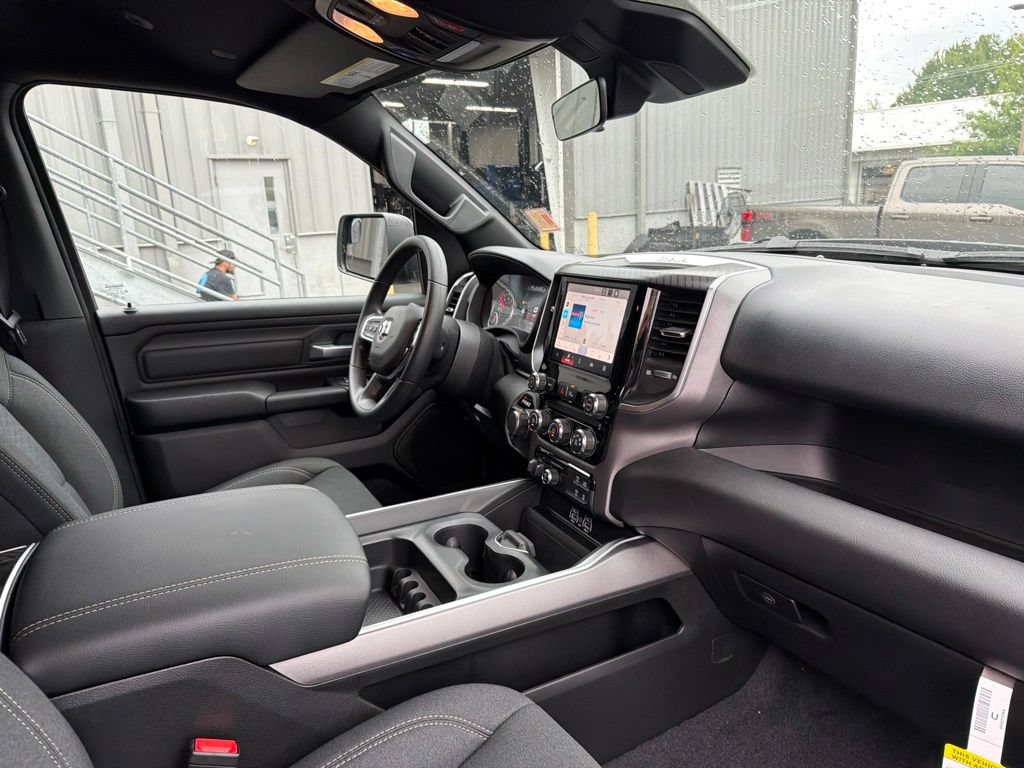 New 2026 RAM 1500 Express AWD/4WD image 35