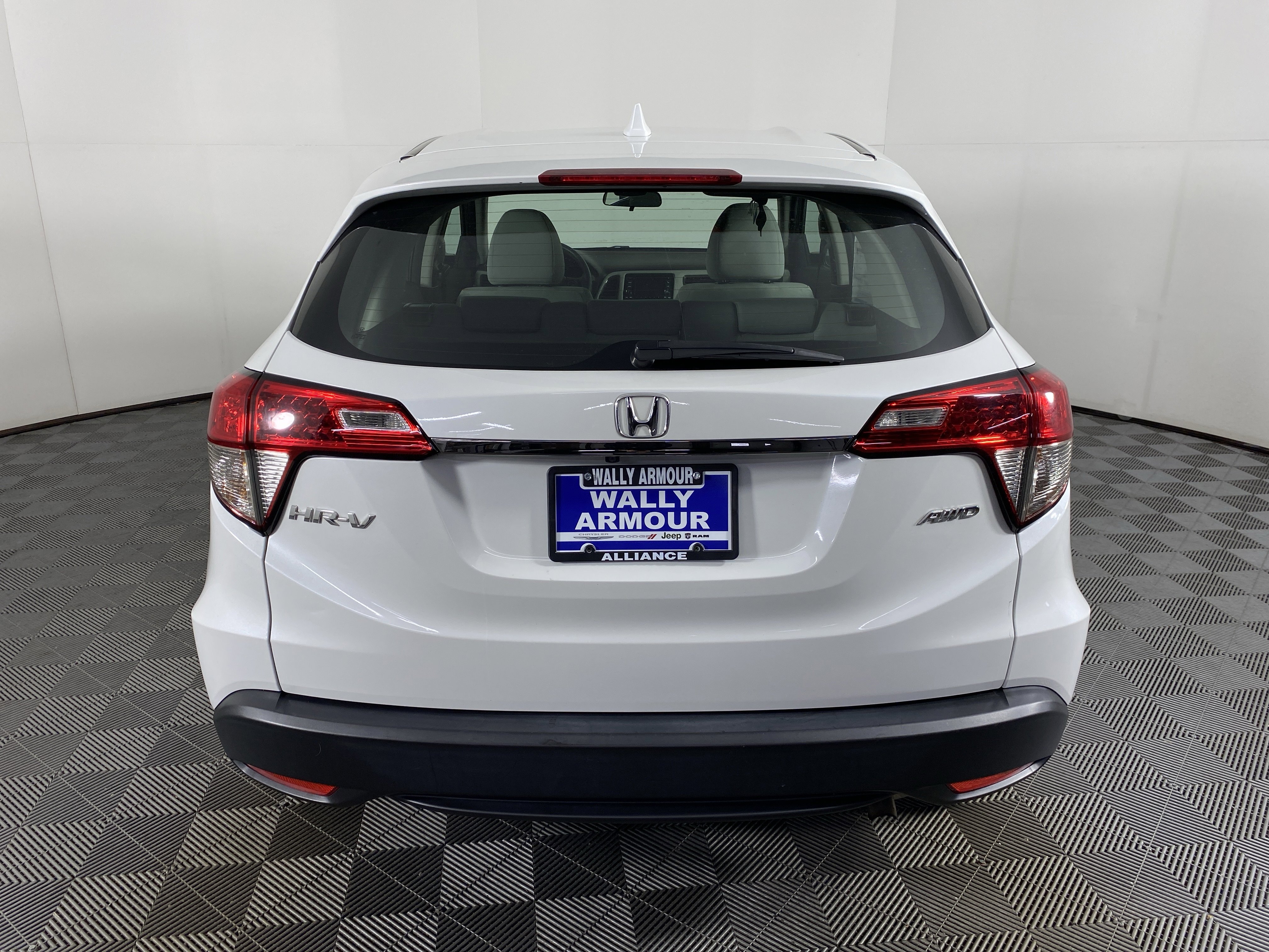 Used 2022 Honda HR-V LX image 7