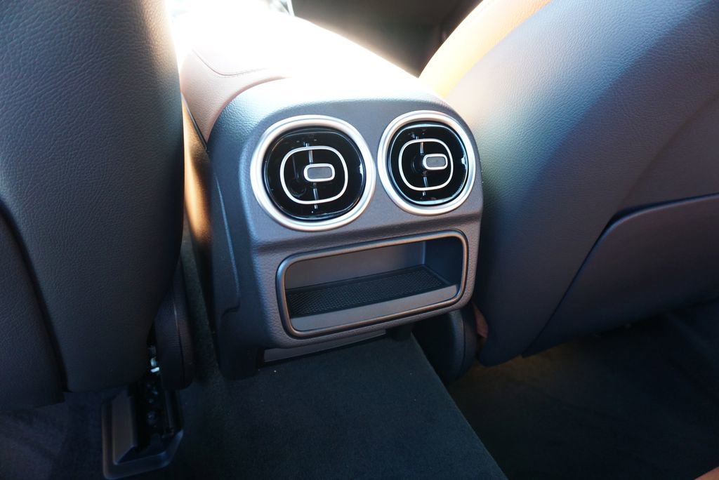 New 2026 Mercedes-Benz C 300 Sedan image 49