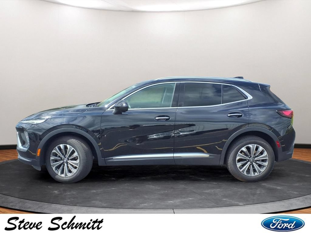 Used 2024 Buick Envision Preferred AWD/4WD image 2