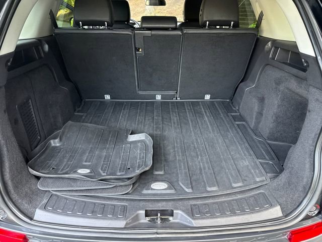 Used 2017 Land Rover Discovery Sport SE image 24