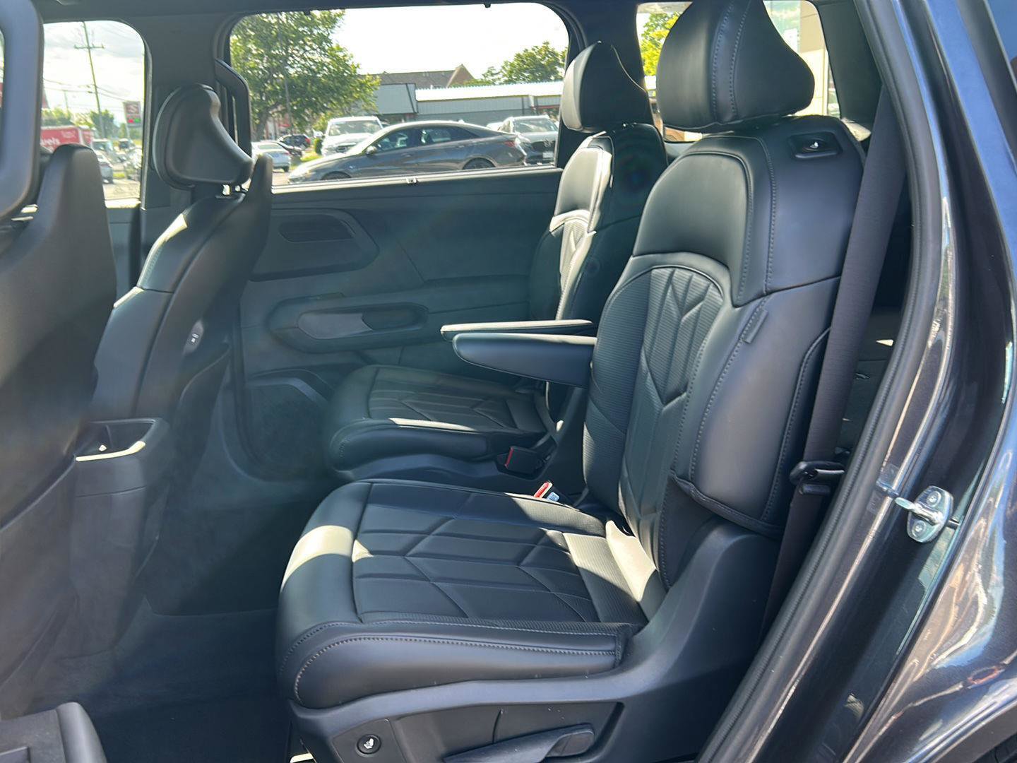 Used 2027 Kia Telluride EX X-Line w/ Towing Package AWD/4WD image 14