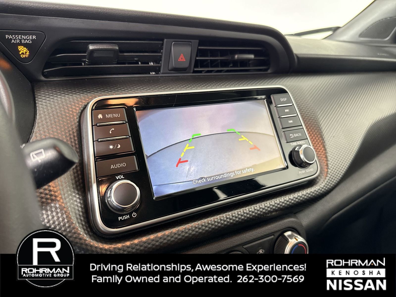 Used 2020 Nissan Kicks S image 9