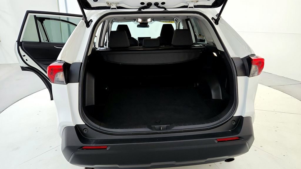 Certified 2025 Toyota RAV4 XLE AWD/4WD image 20