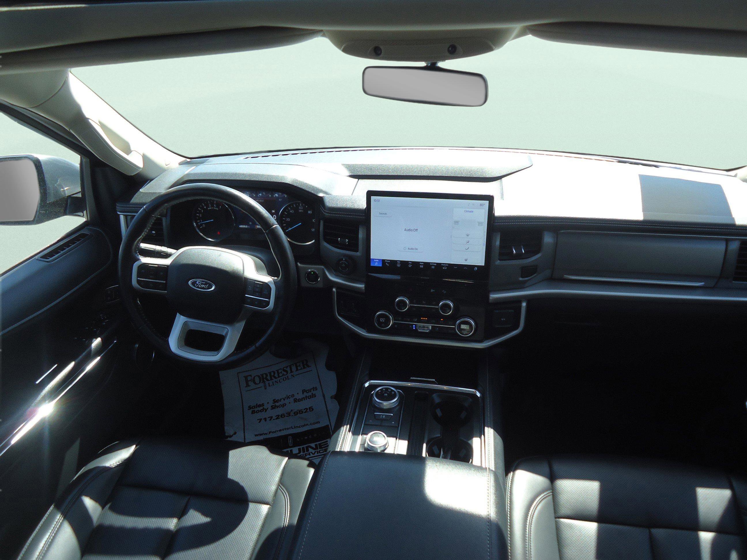 Used 2022 Ford Expedition XLT AWD/4WD image 10
