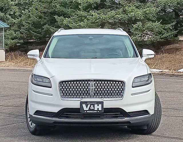 Used 2022 Lincoln Nautilus AWD w/ Premium Package image 30