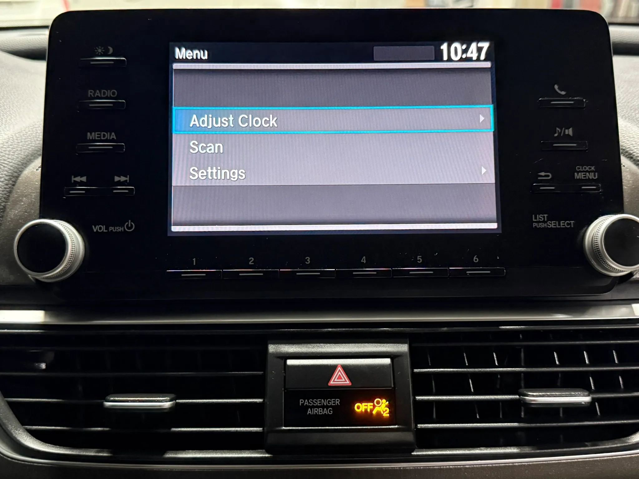 Used 2018 Honda Accord LX image 30