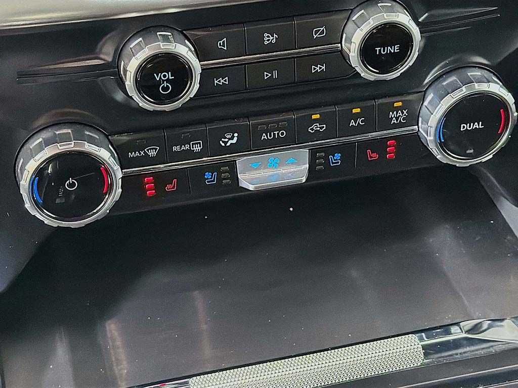 Used 2023 Ford F150 Lariat w/ Equipment Group 502A High AWD/4WD image 37
