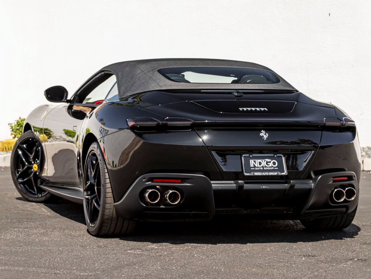 Used 2024 Ferrari Roma Spider RWD image 10
