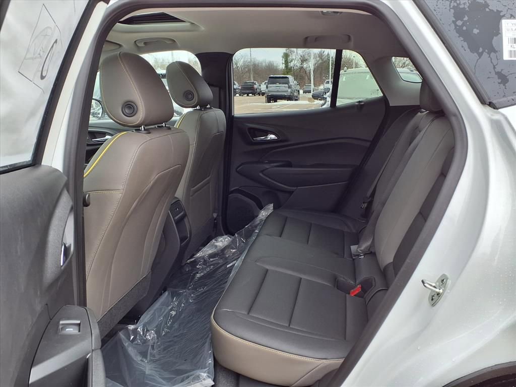 New 2026 Chevrolet Trax ACTIV w/ Sunroof Package image 9