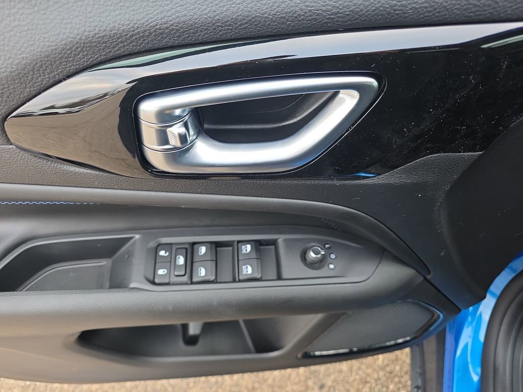 New 2026 Jeep Compass Latitude image 10