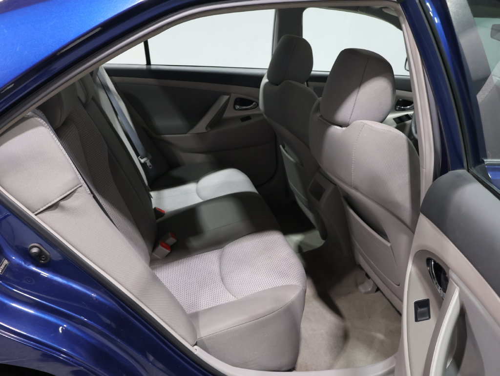Used 2009 Toyota Camry SE FWD image 21