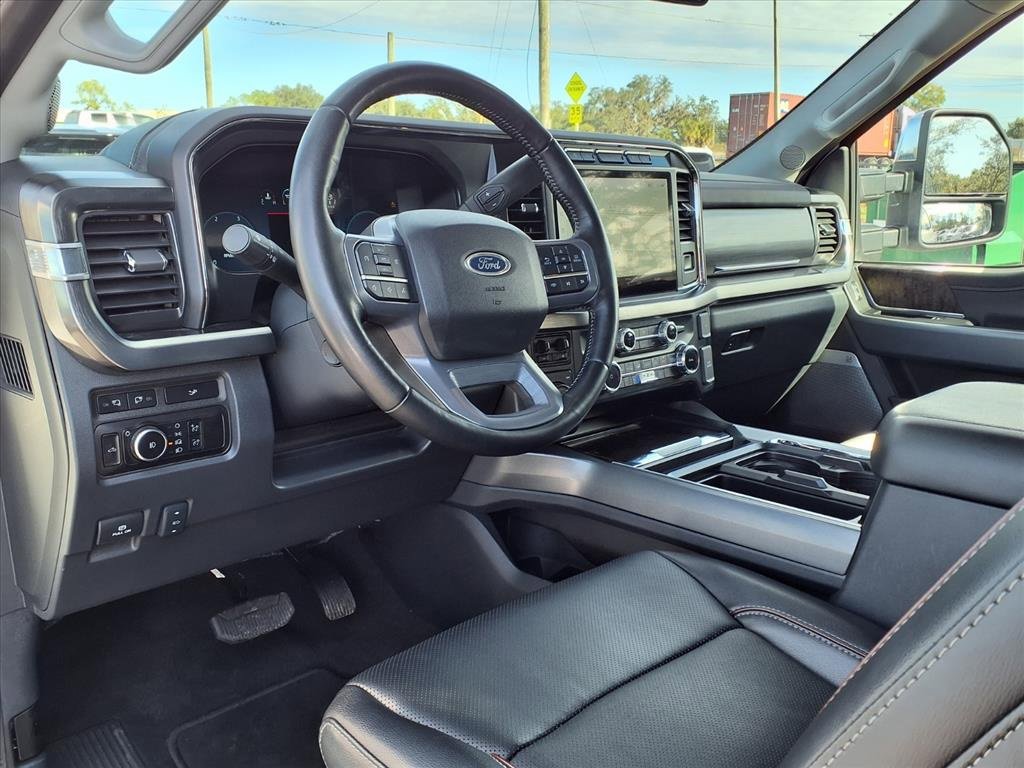 Used 2023 Ford F250 Lariat w/ Chrome Package image 22