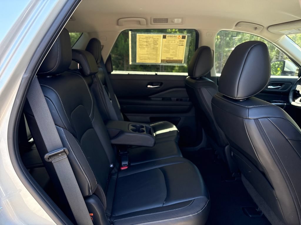 Certified 2023 Nissan Pathfinder SL AWD/4WD image 34