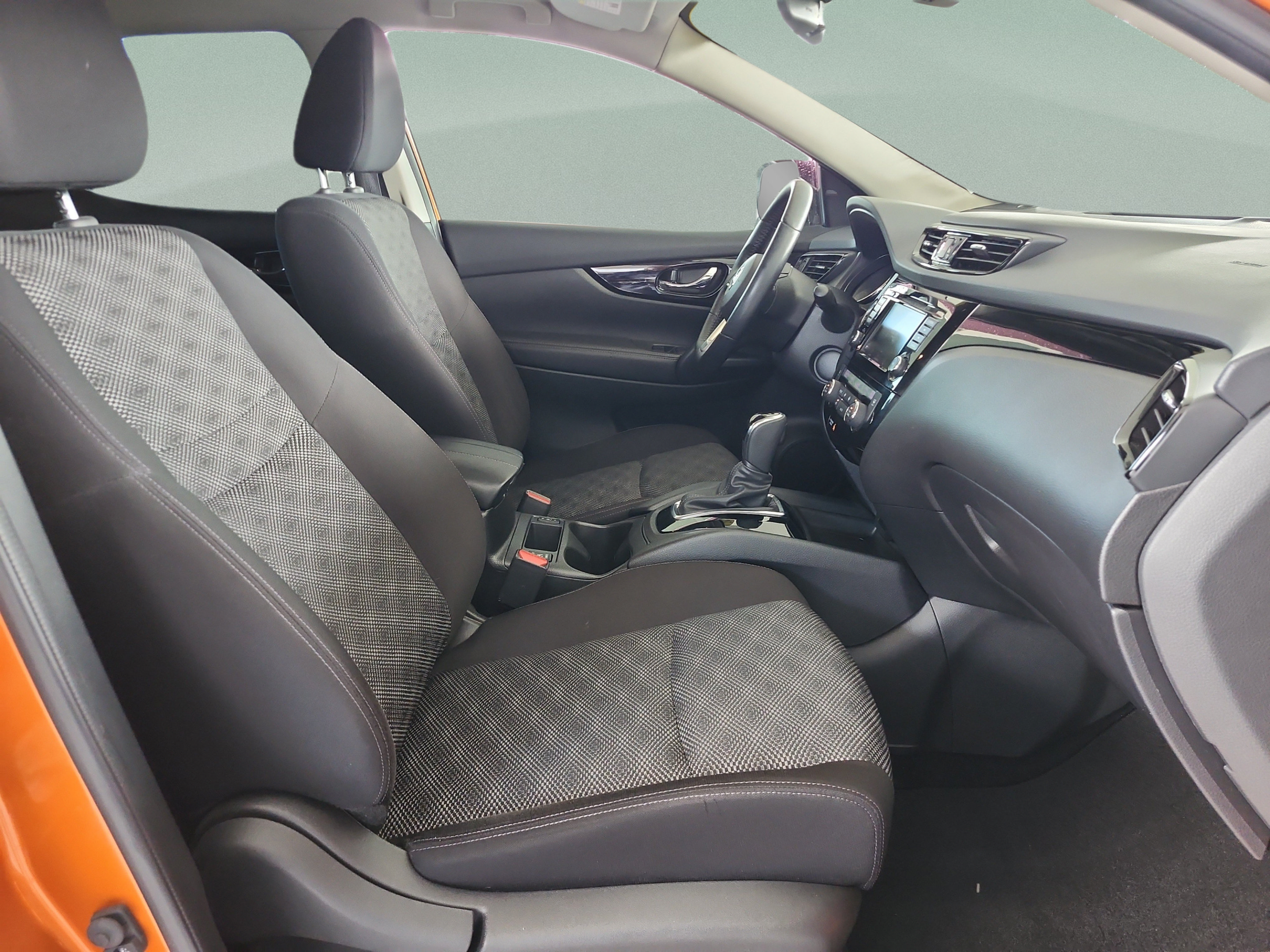 Used 2022 Nissan Rogue Sport SV FWD image 20