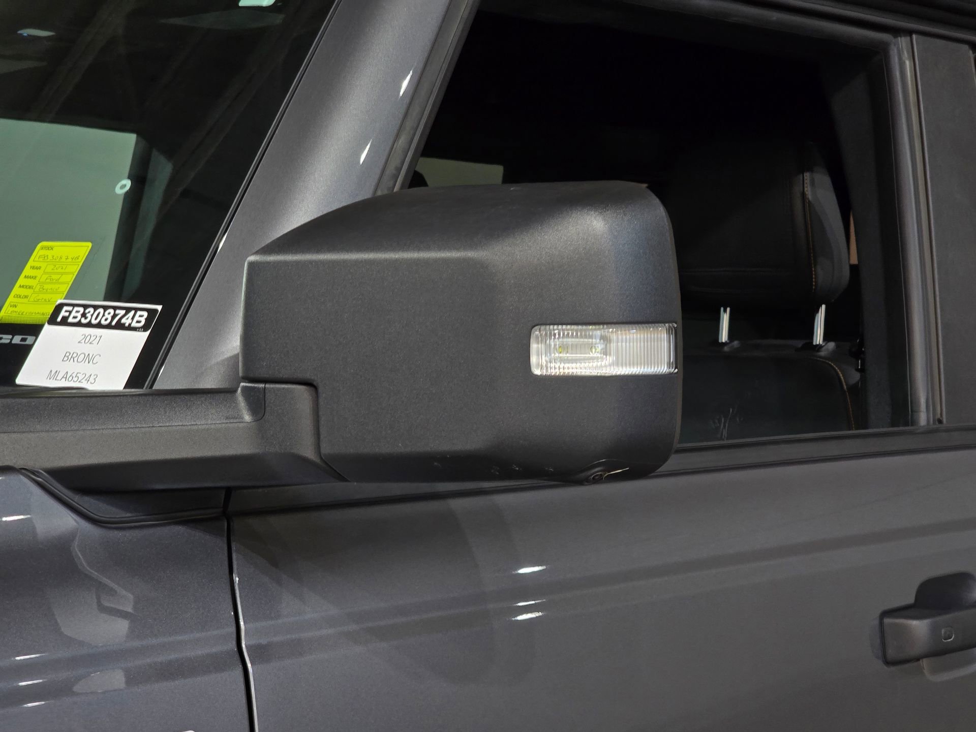 Used 2021 Ford Bronco Badlands image 15