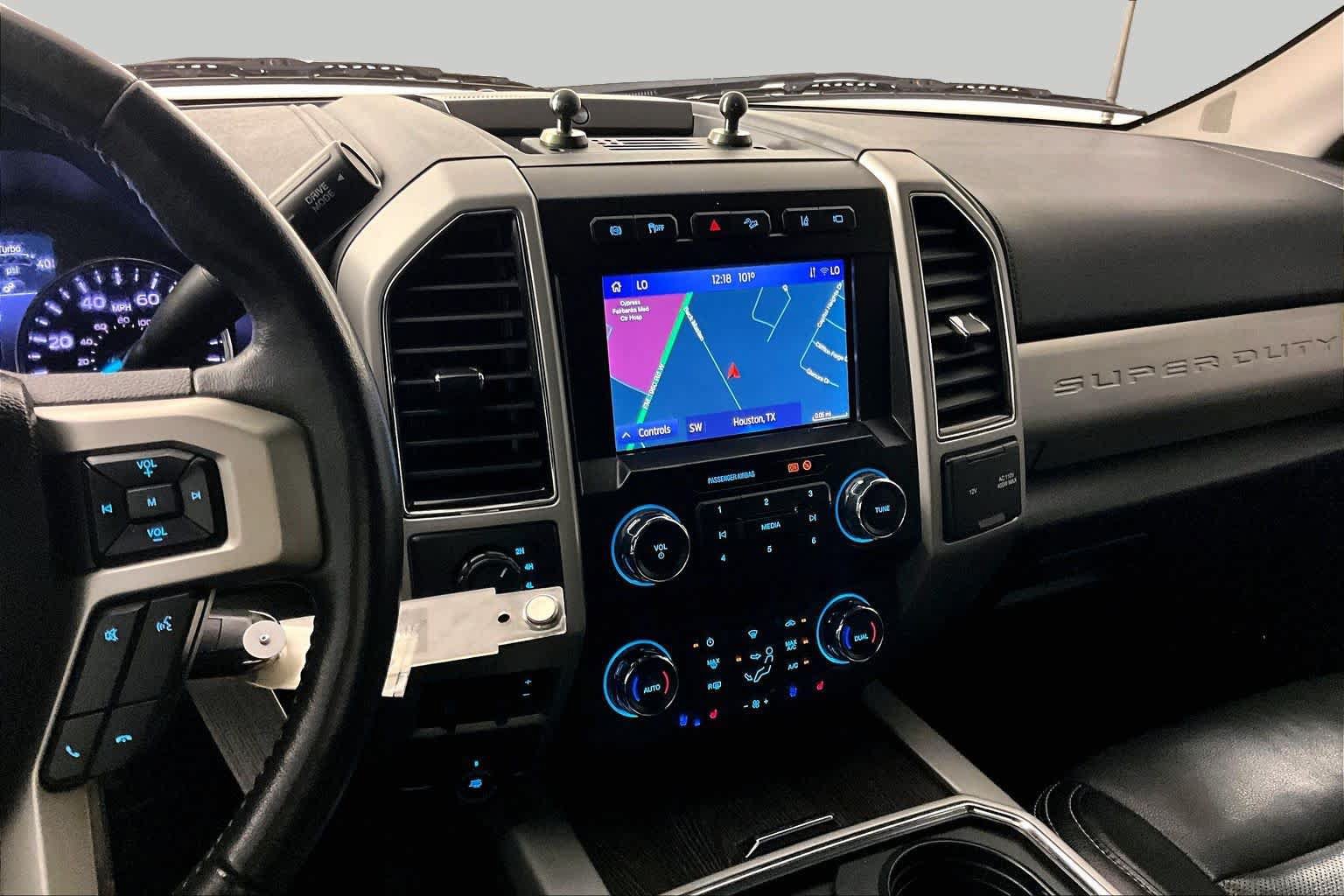 Used 2021 Ford F350 Lariat w/ Lariat Value Package AWD/4WD image 7
