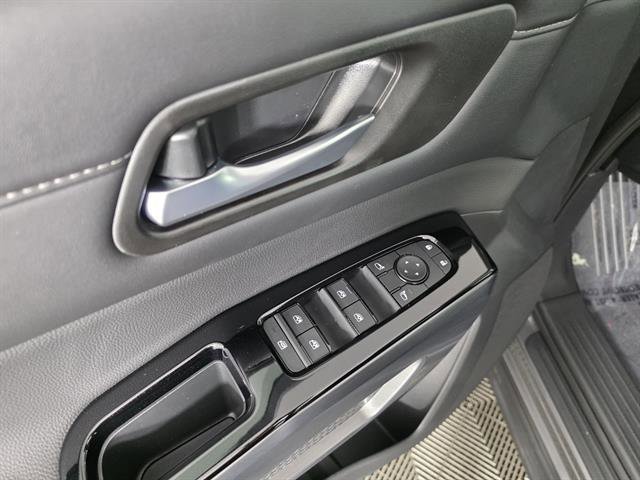 New 2026 Nissan Pathfinder SL AWD/4WD image 44