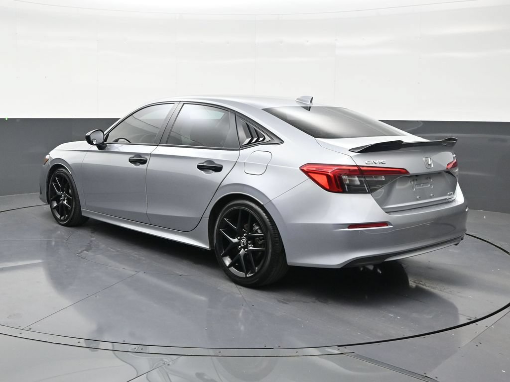 Used 2024 Honda Civic Sport image 3