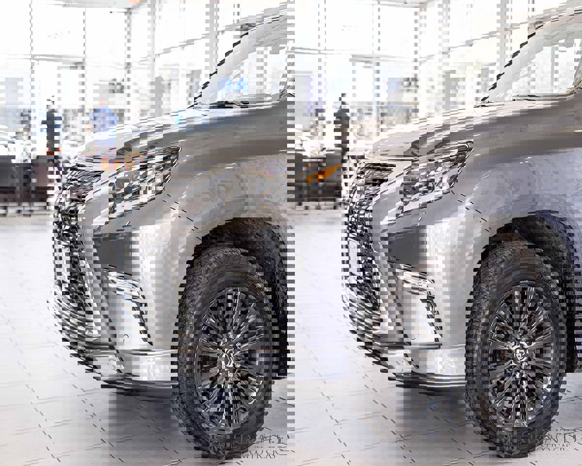 Used 2020 Lexus GX 460 Premium image 5