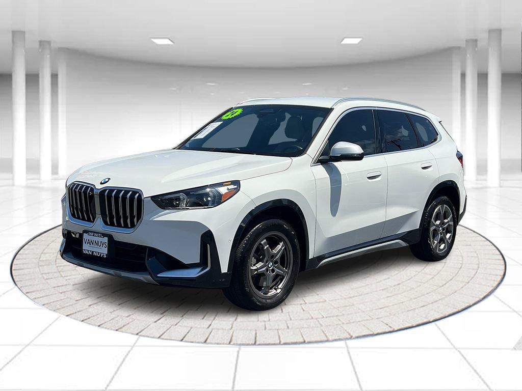 Used 2024 BMW X1 xDrive28i AWD/4WD image 1