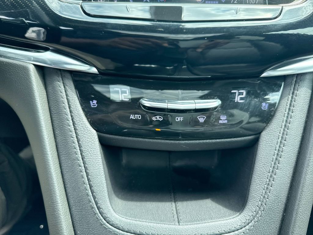 Used 2023 Cadillac XT6 Sport w/ Technology Package image 25