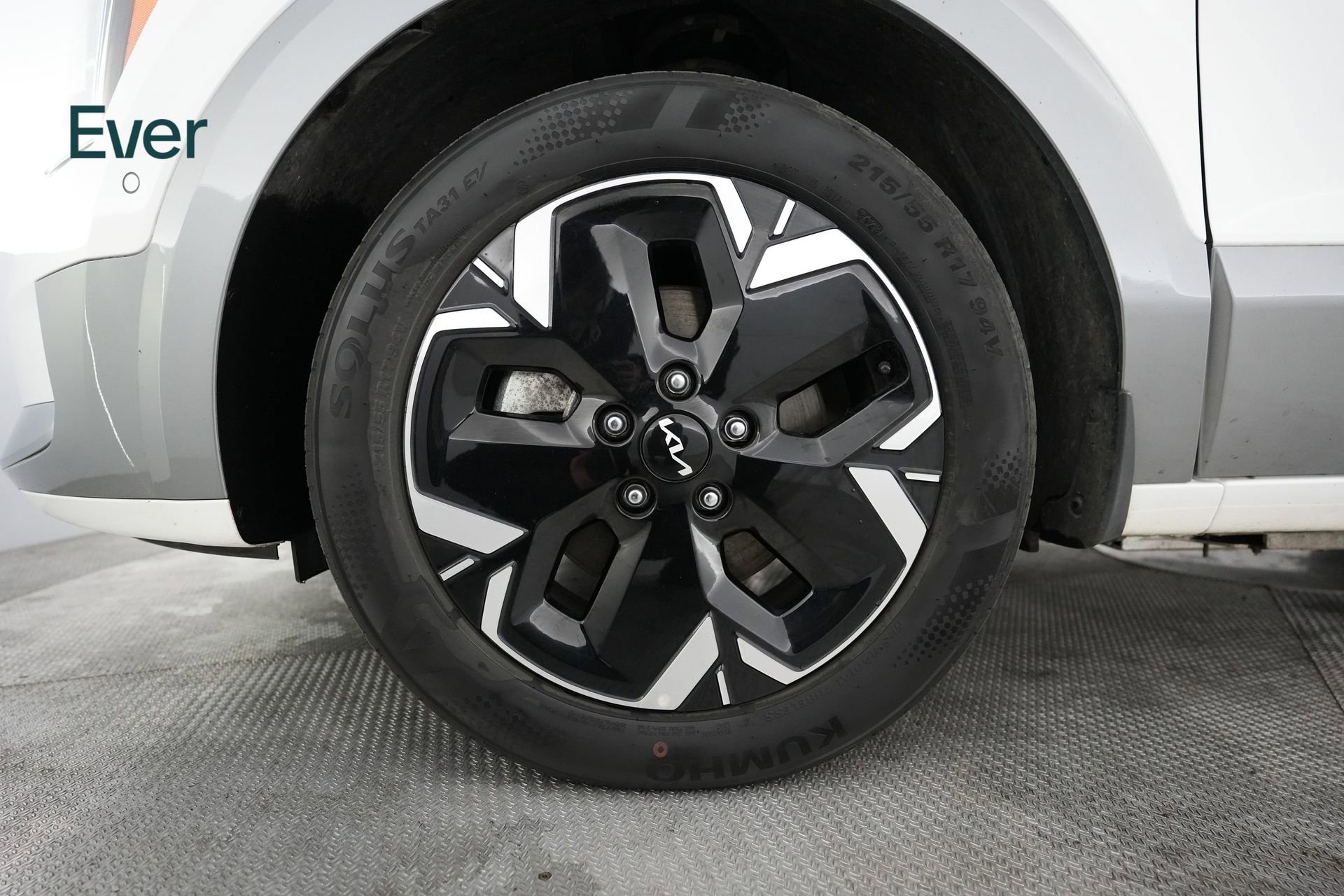 Used 2024 Kia Niro Wave w/ Wave Preserve Package image 22