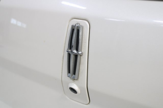 Used 2012 Lincoln MKX AWD image 34