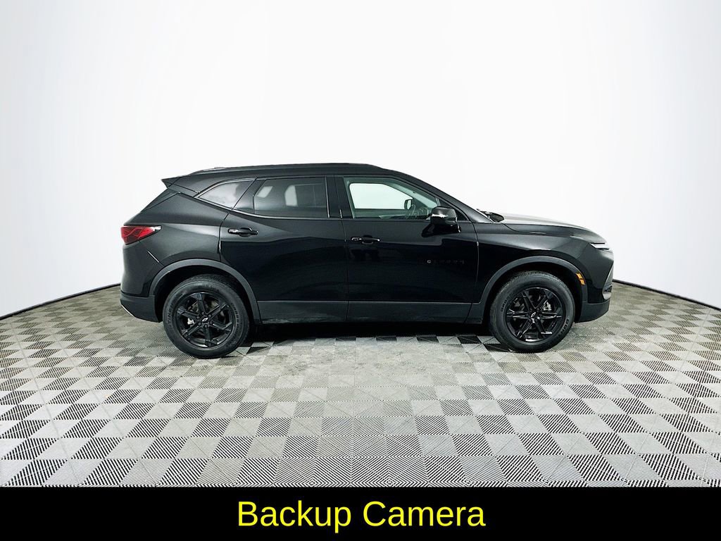 Used 2024 Chevrolet Blazer LT w/ Midnight/Sport Edition image 11