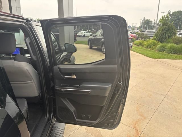 Used 2024 Toyota Tacoma TRD Off-Road AWD/4WD image 31