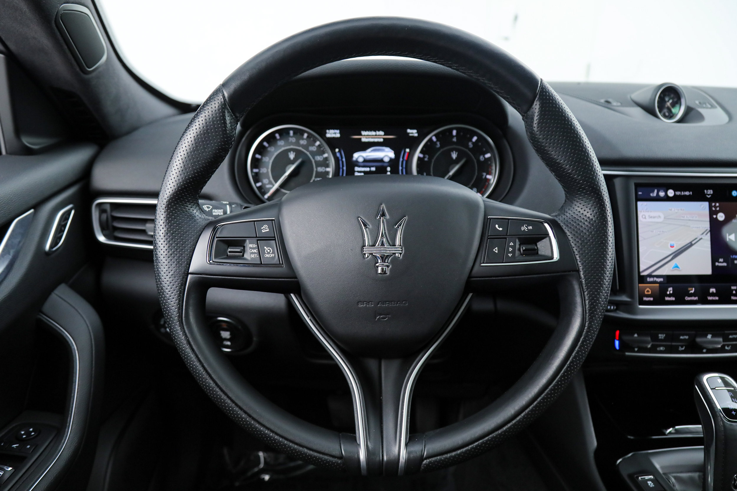 Certified 2022 Maserati Levante GT AWD/4WD image 18