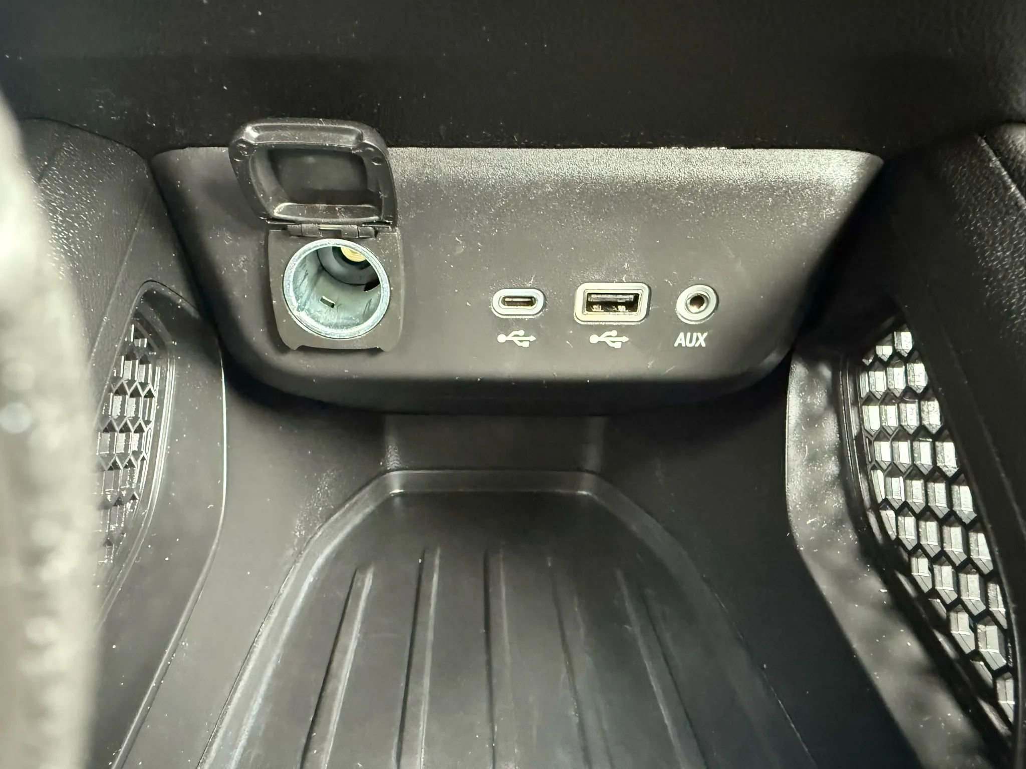 Used 2022 Chevrolet TrailBlazer LS image 21