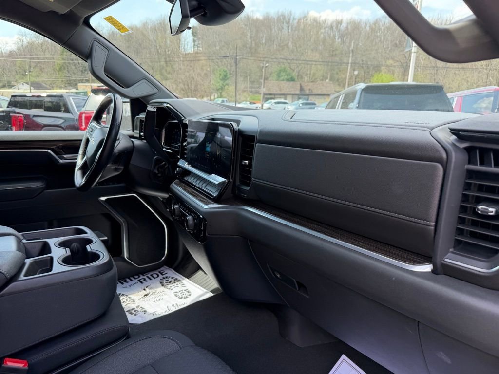 Used 2022 Chevrolet Silverado 1500 LT image 19