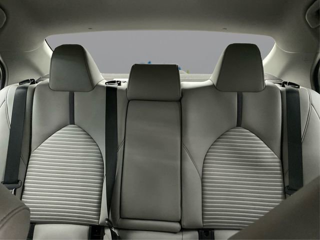Used 2022 Toyota Camry SE FWD image 19