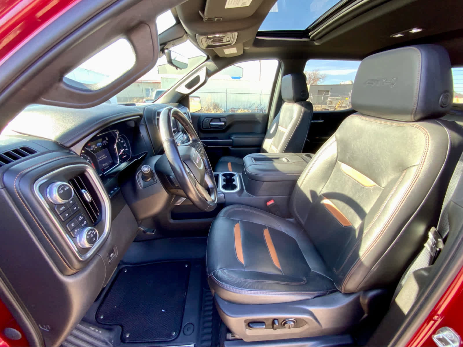 Used 2021 GMC Sierra 1500 AT4 w/ AT4 Premium Package image 22